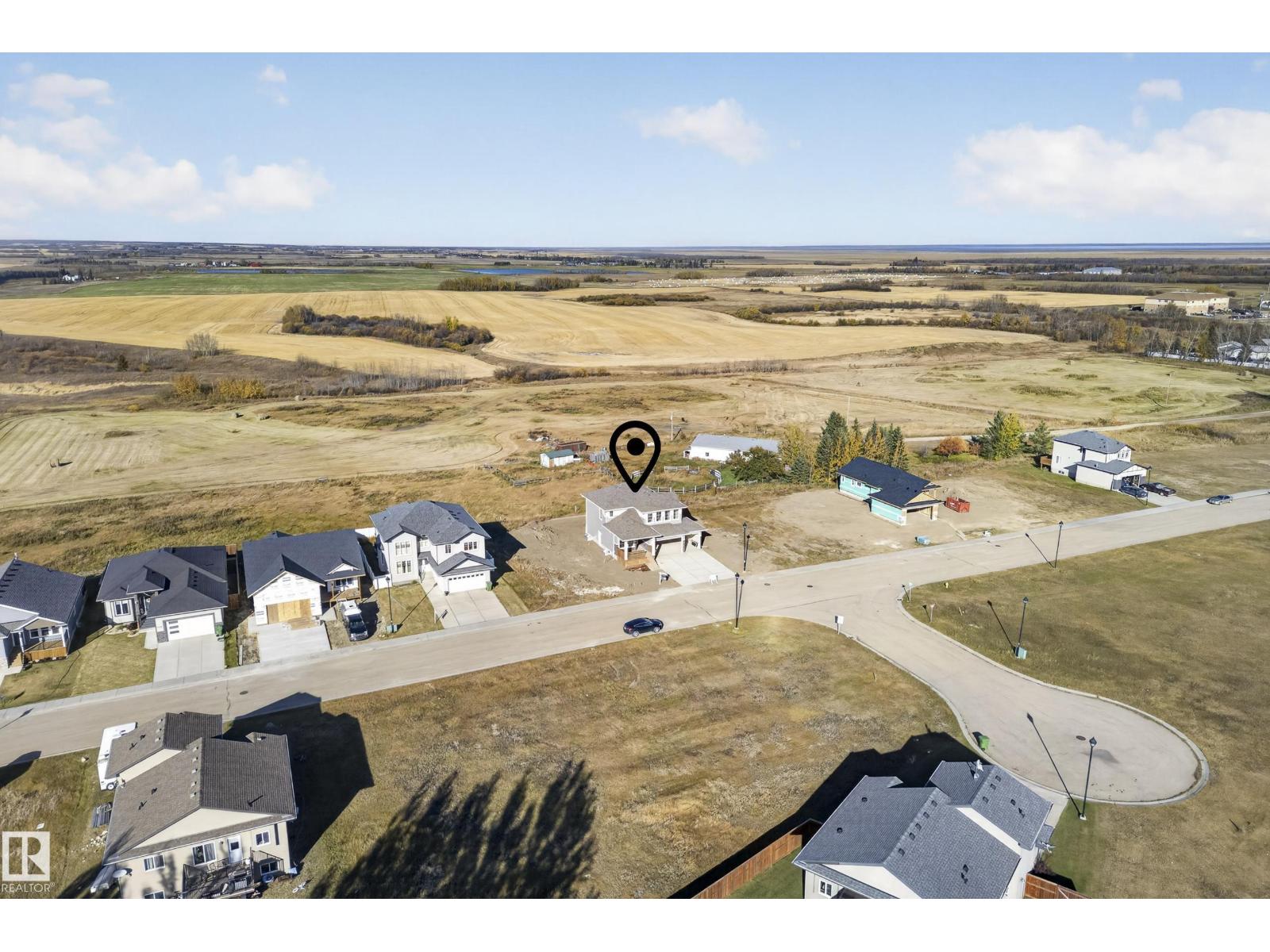 5302 55 Av Property Photo 61
