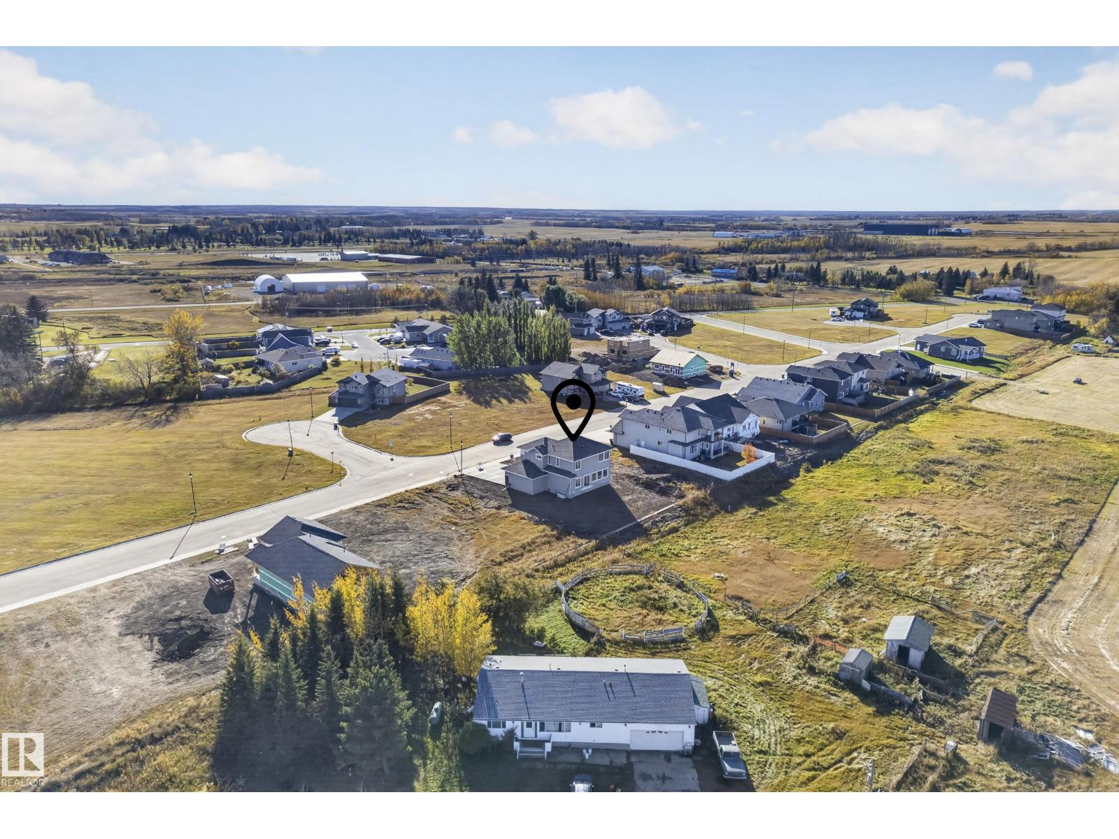 5302 55 Av Property Photo 63