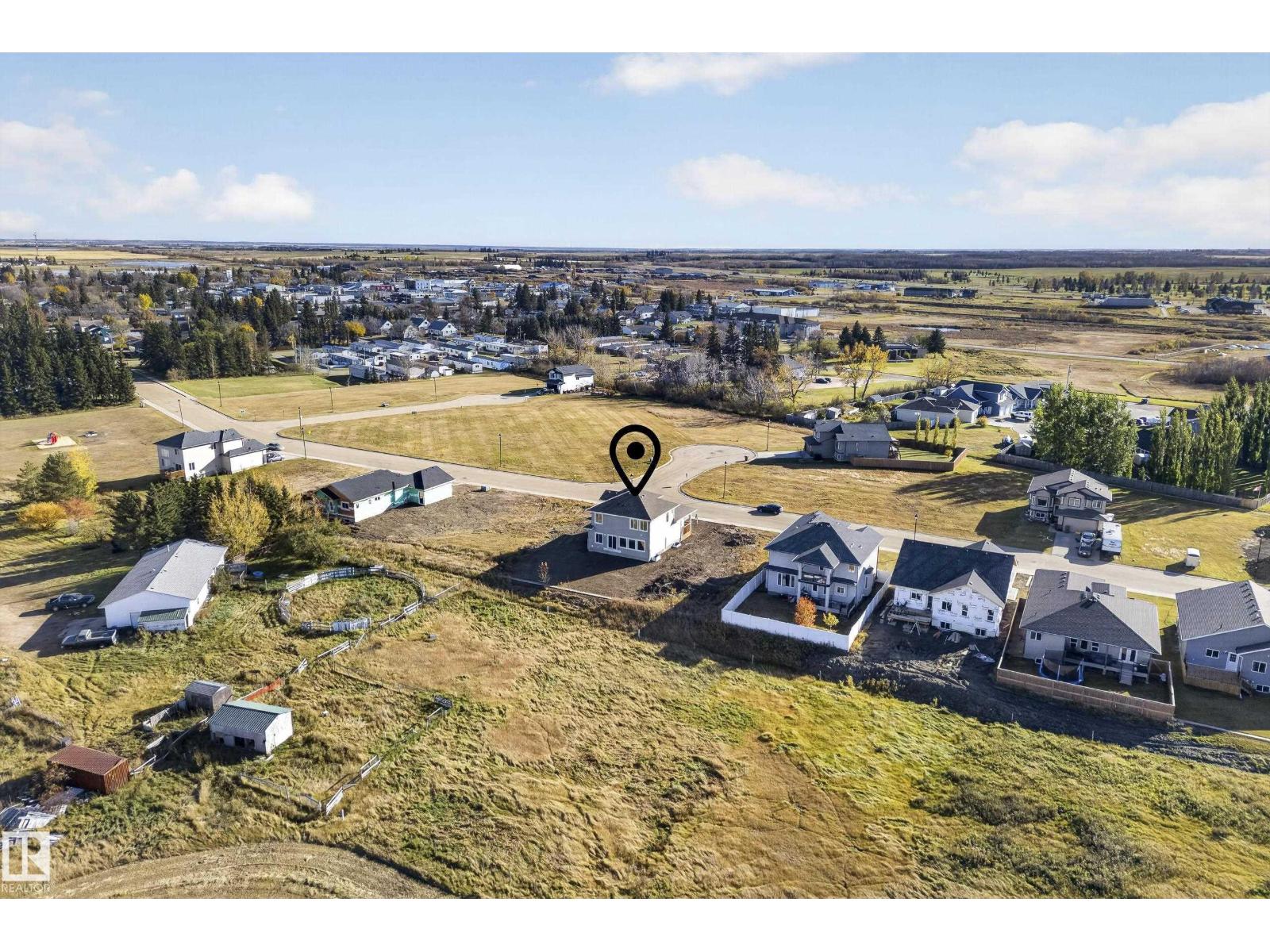 5302 55 Av Property Photo 64