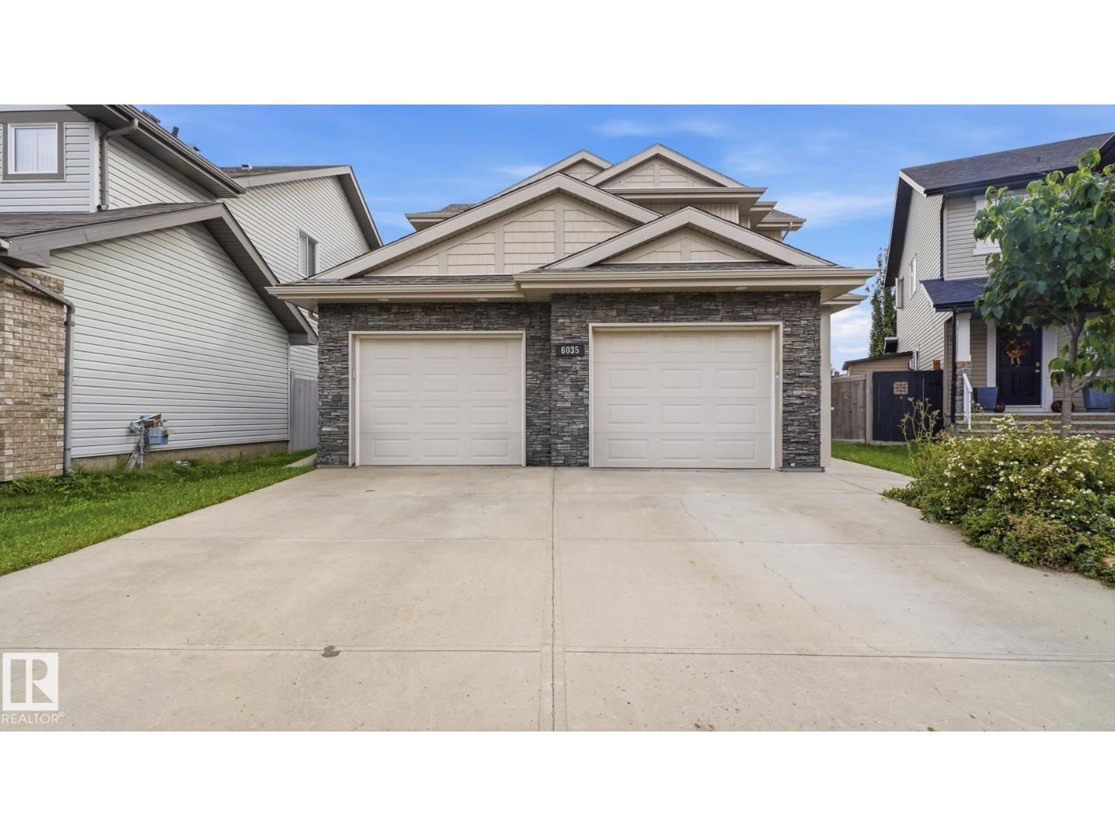 6035 4 Av Sw Property Photo 2