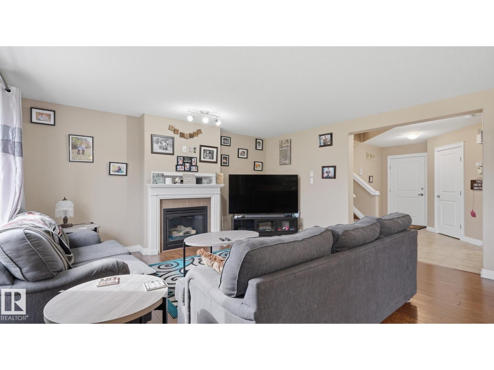 6035 4 Av Sw Property Photo 7