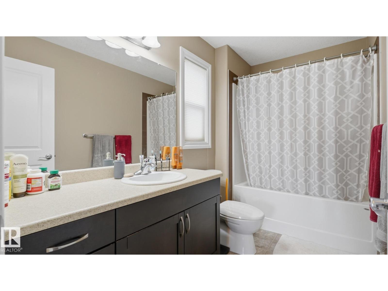 6035 4 Av Sw Property Photo 29
