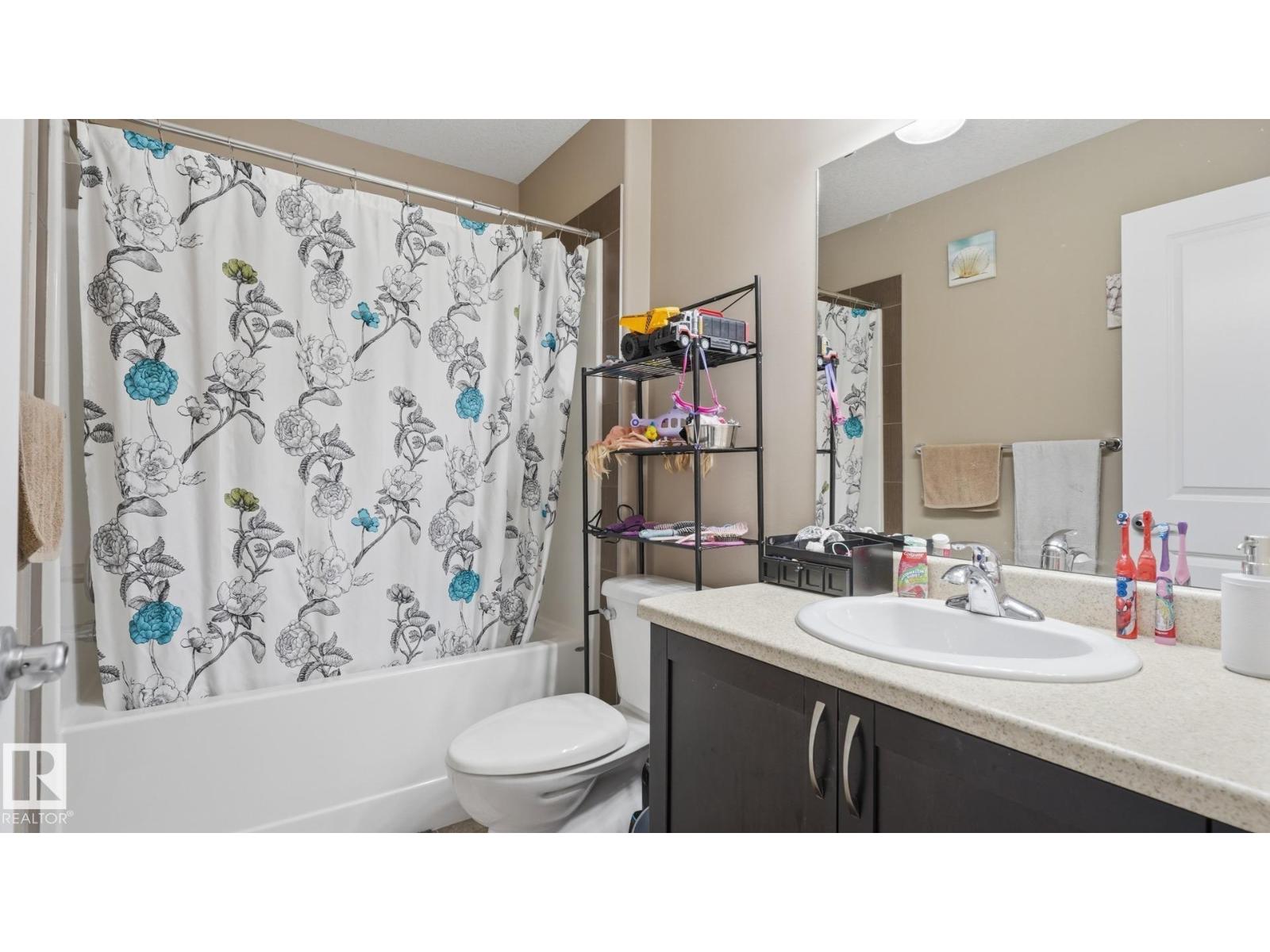 6035 4 Av Sw Property Photo 31