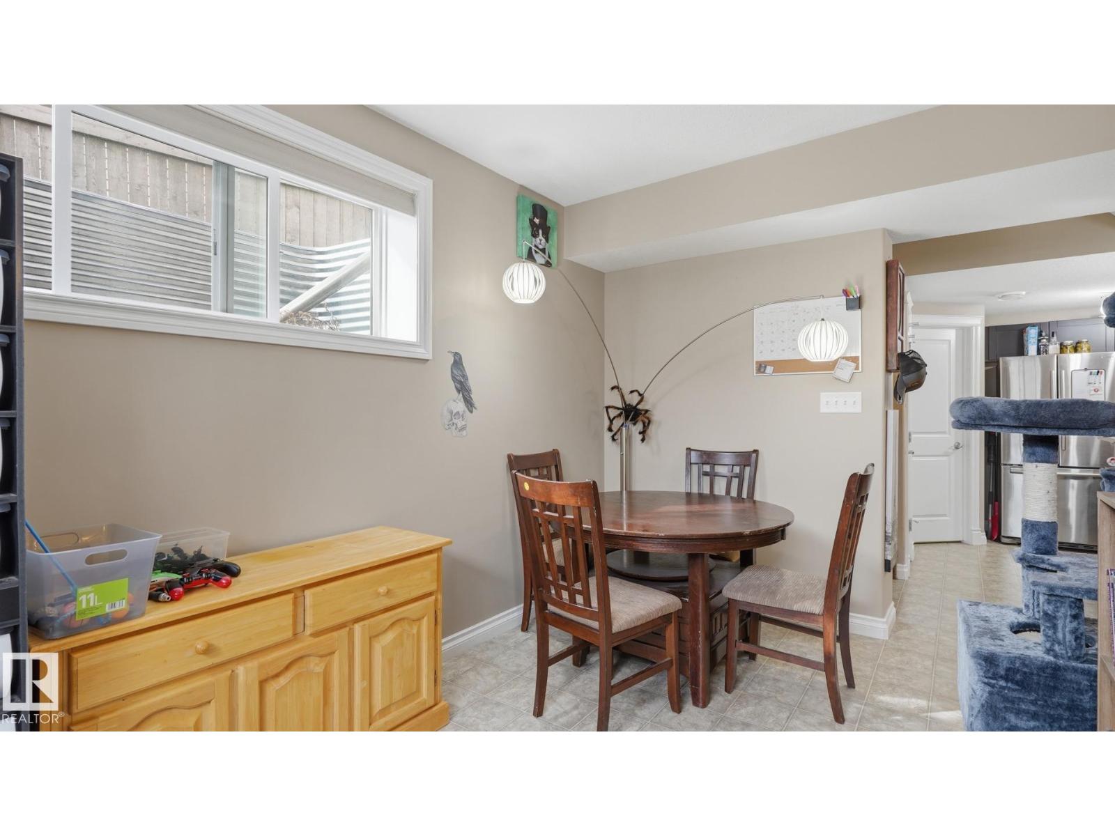 6035 4 Av Sw Property Photo 40