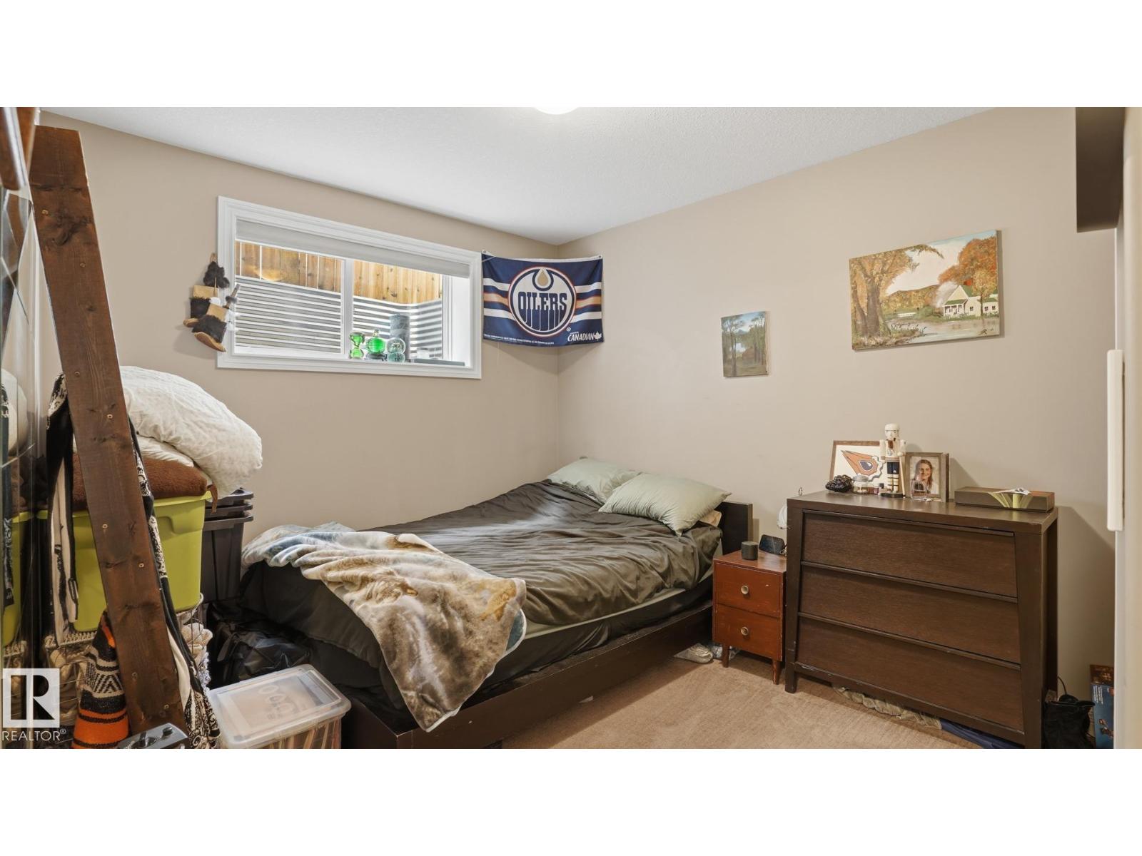 6035 4 Av Sw Property Photo 49