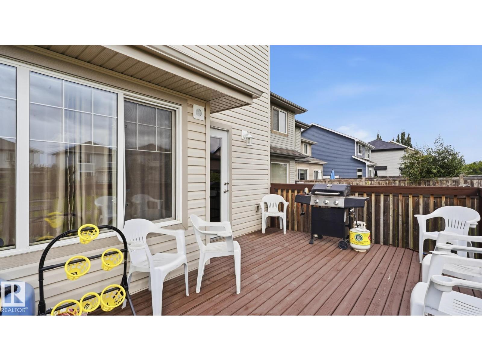 6035 4 Av Sw Property Photo 55