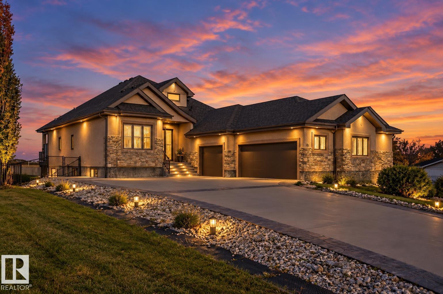 #106 Tuscano Close Property Photo 2