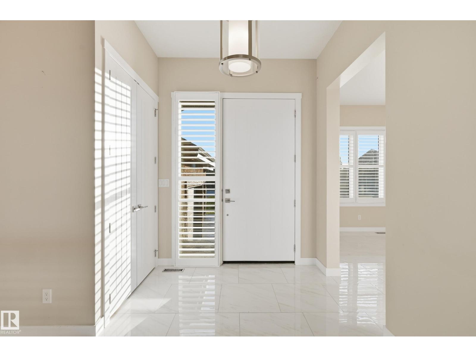 #106 Tuscano Close Property Photo 7