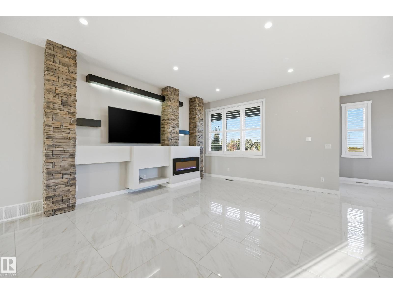 #106 Tuscano Close Property Photo 11
