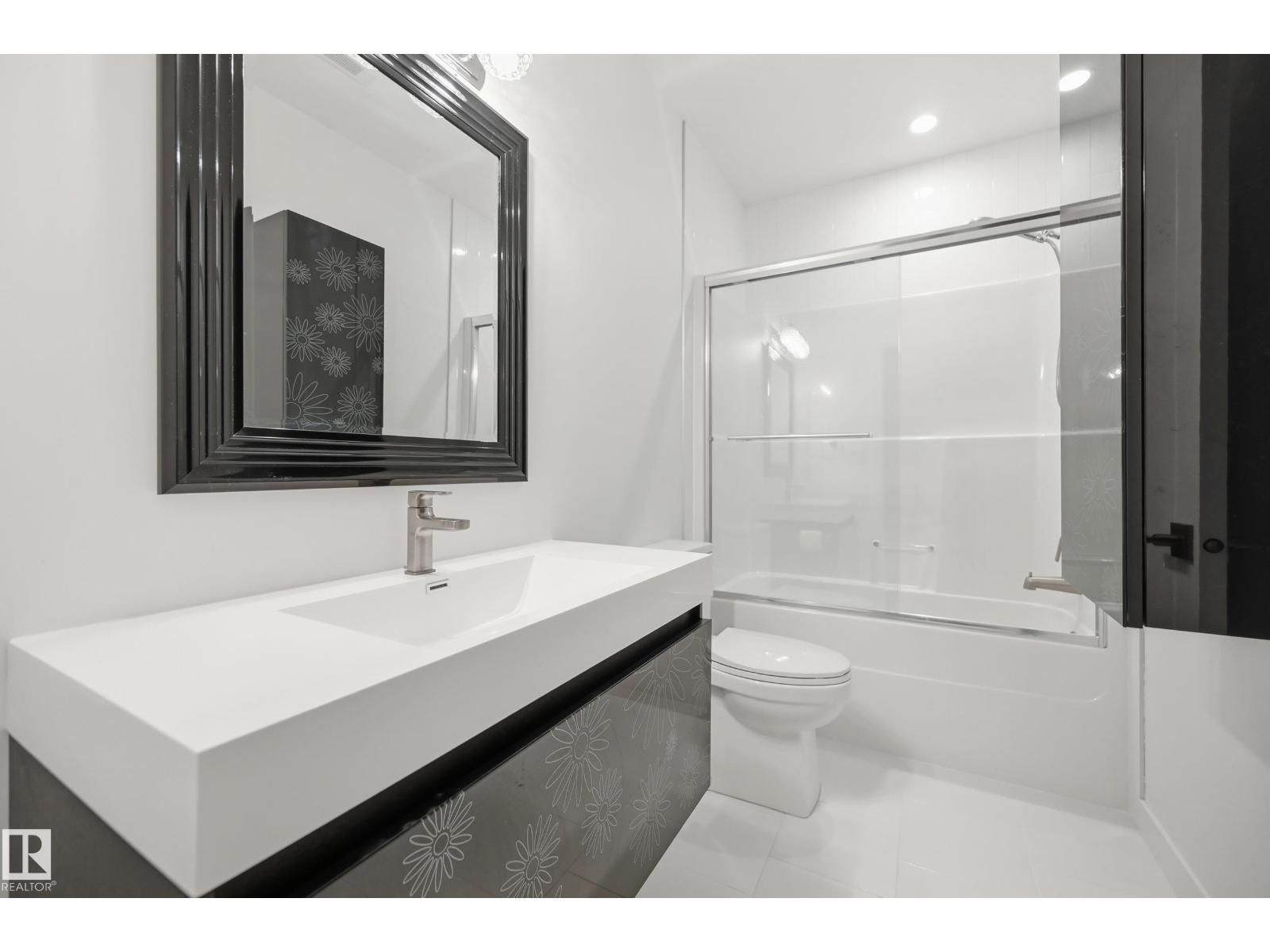 #106 Tuscano Close Property Photo 52