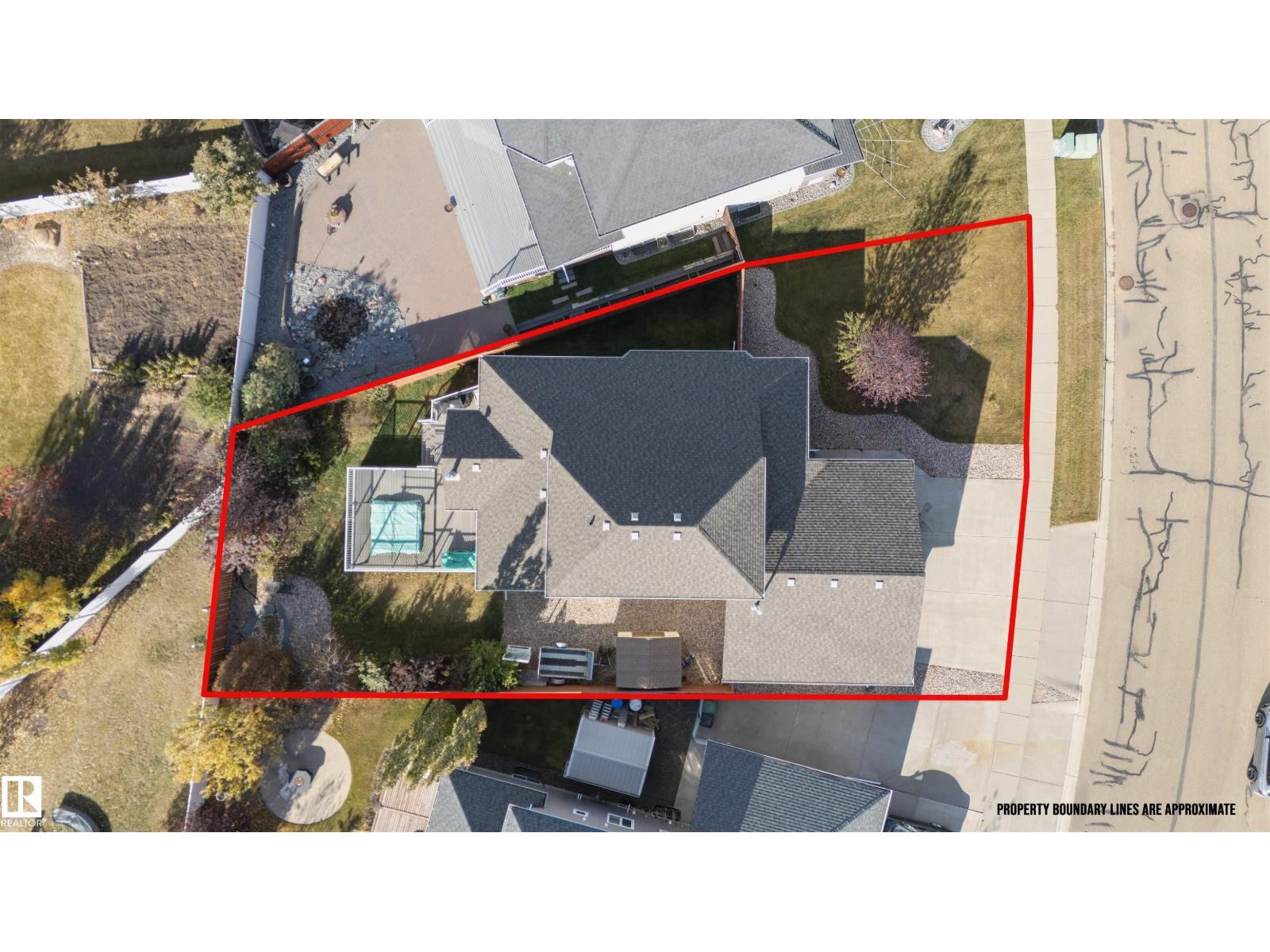 3712 69 St Property Photo 6
