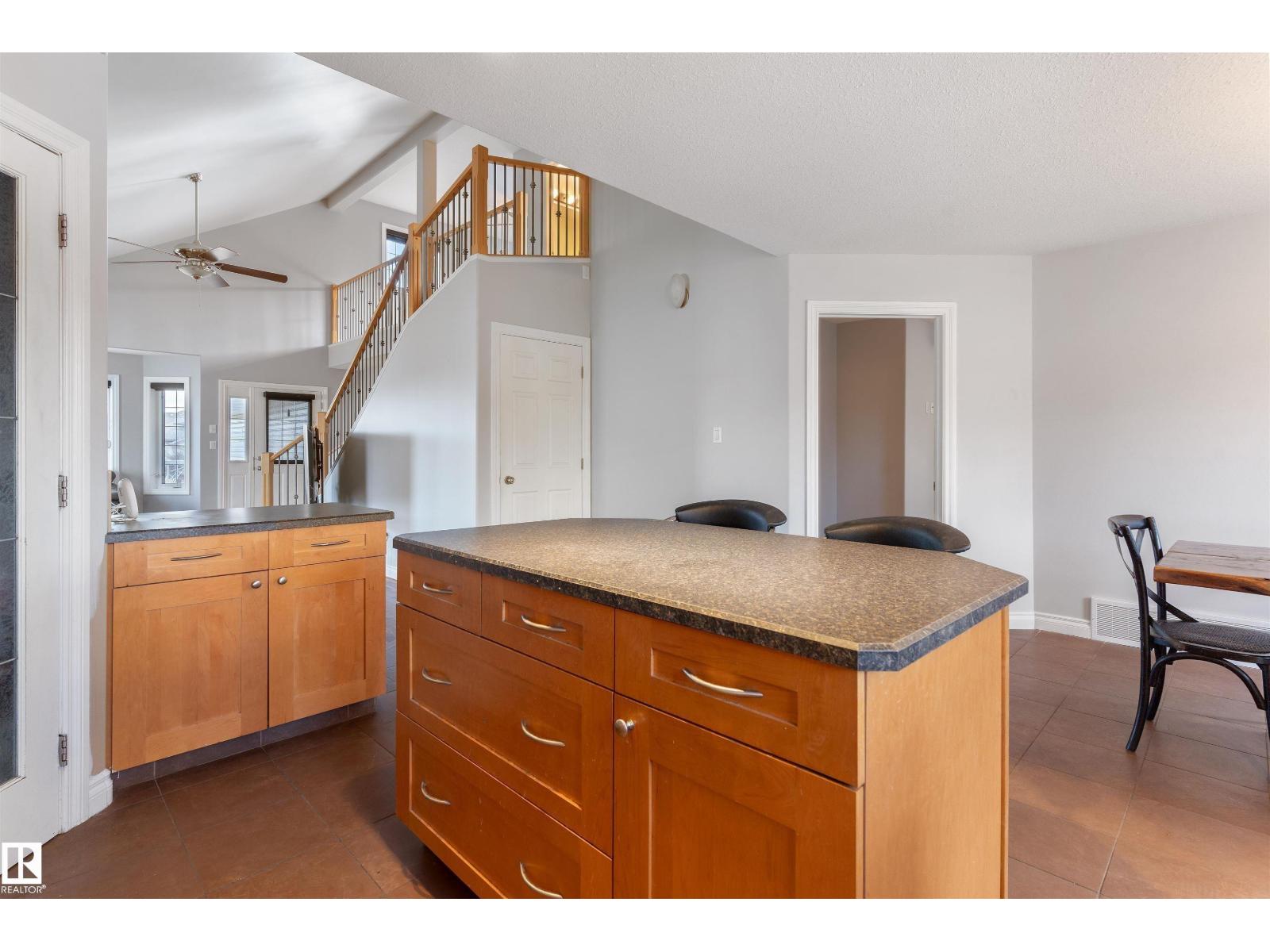 3712 69 St Property Photo 22