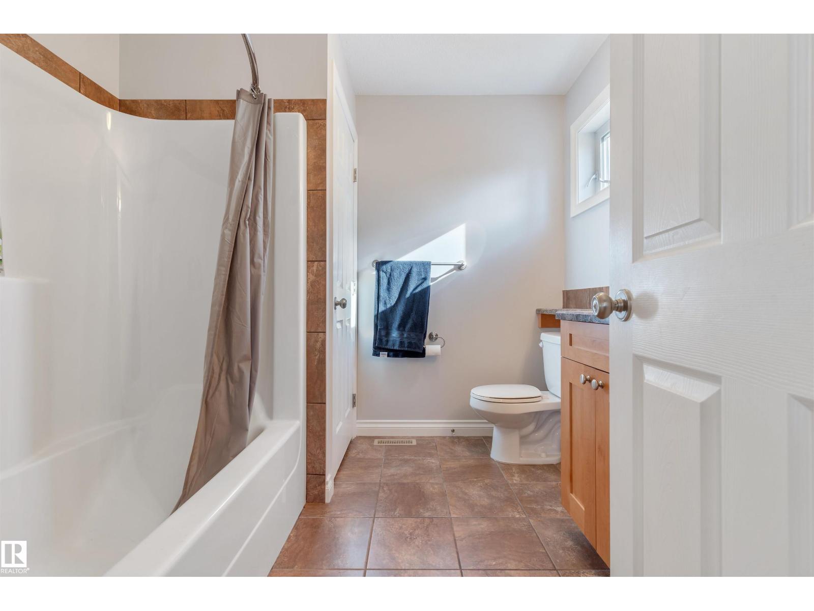 3712 69 St Property Photo 29
