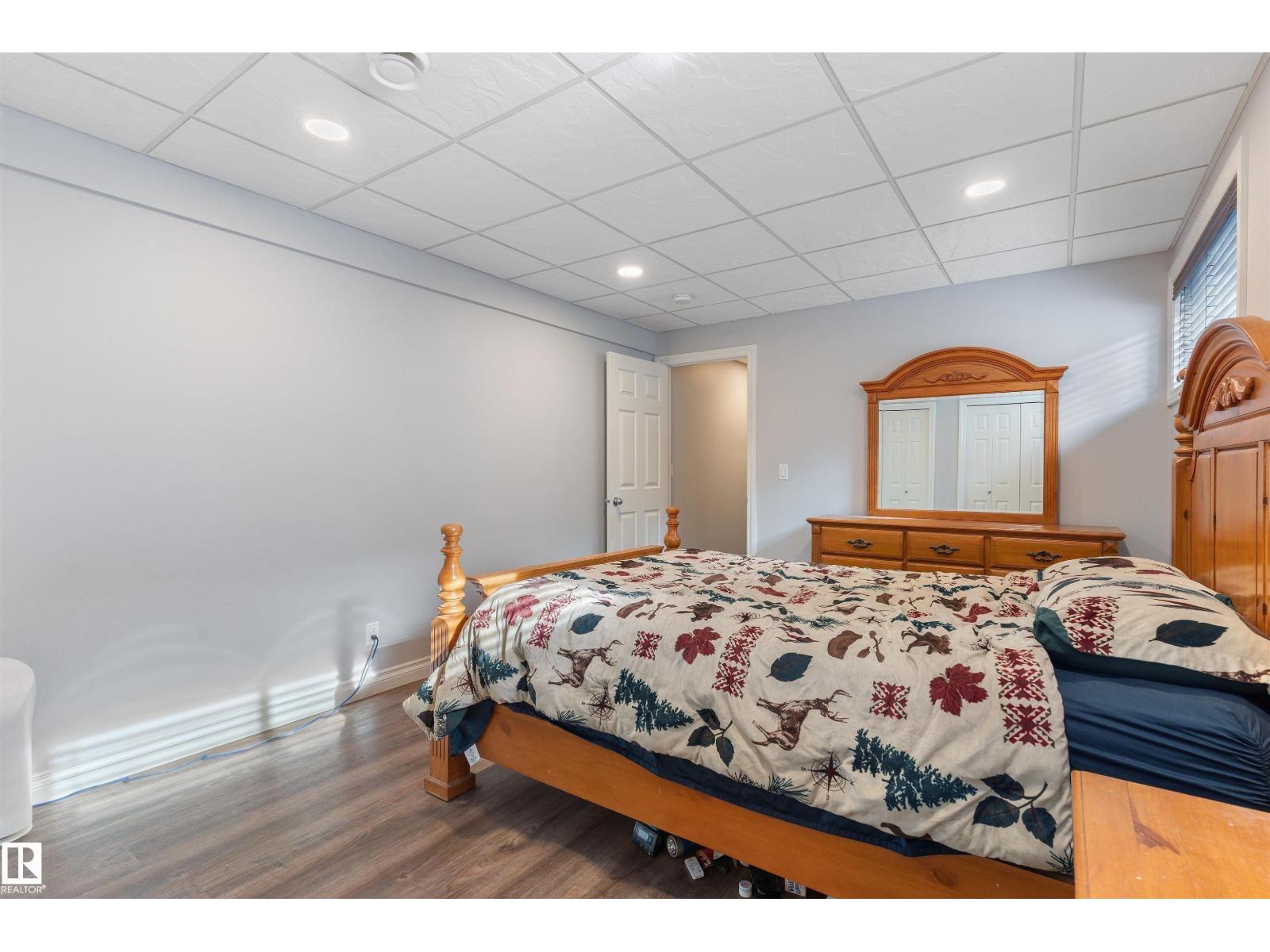 3712 69 St Property Photo 47