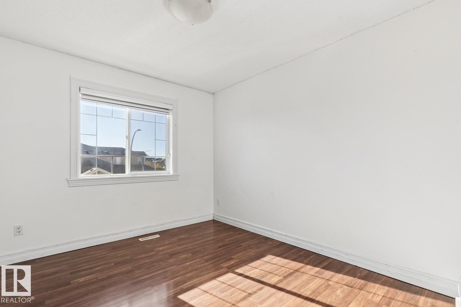 15803 95 St Nw Property Photo 33