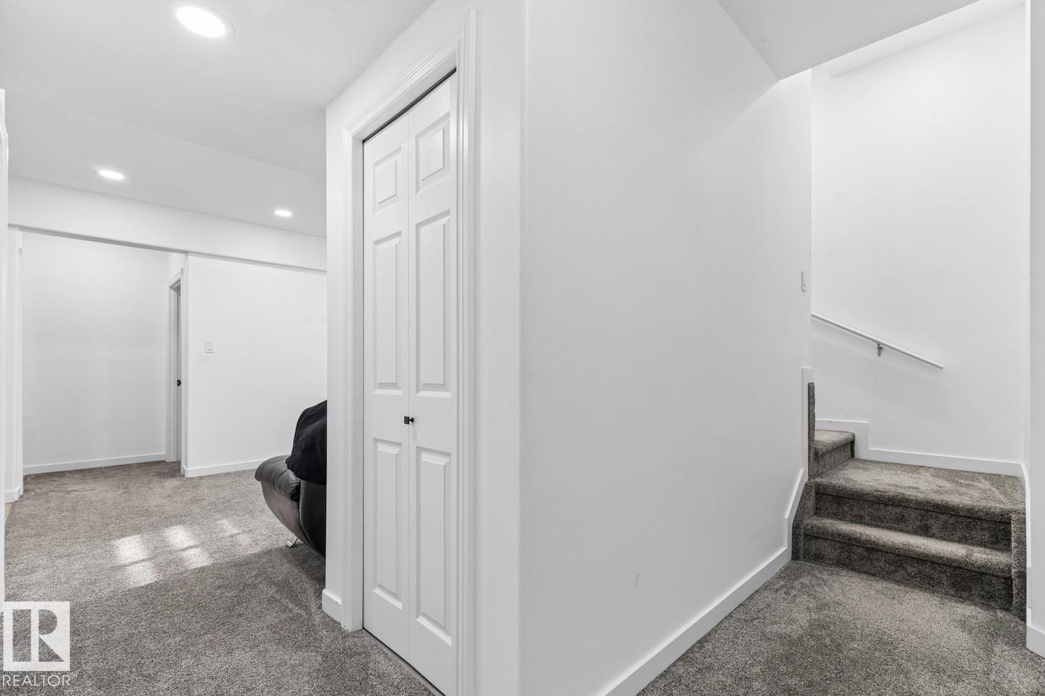 15803 95 St Nw Property Photo 45