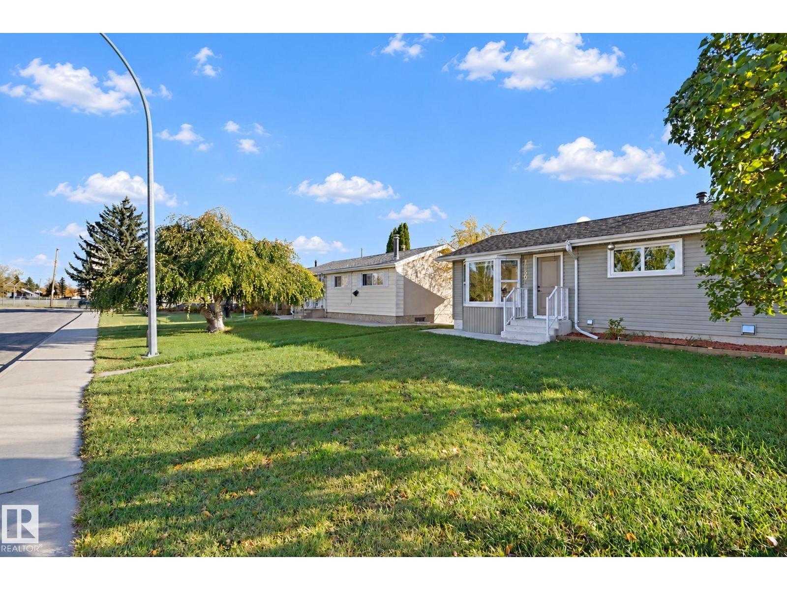 16507 91 Av Nw Property Photo 3