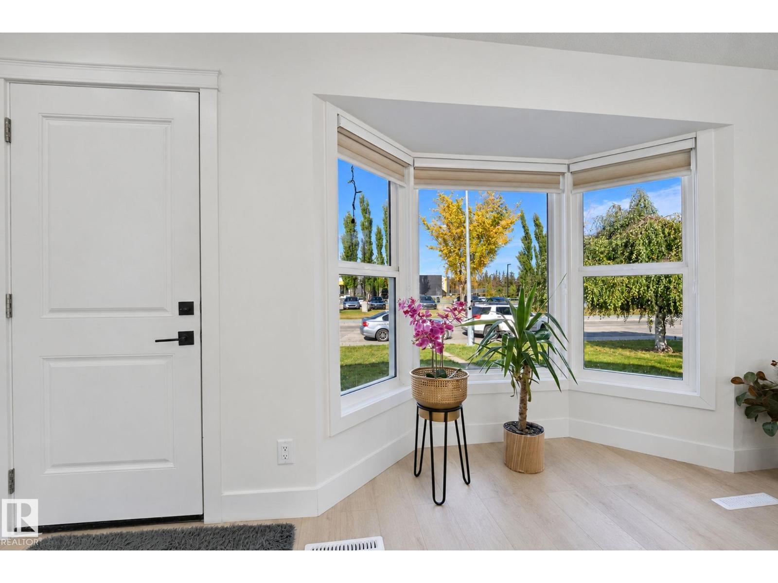 16507 91 Av Nw Property Photo 8