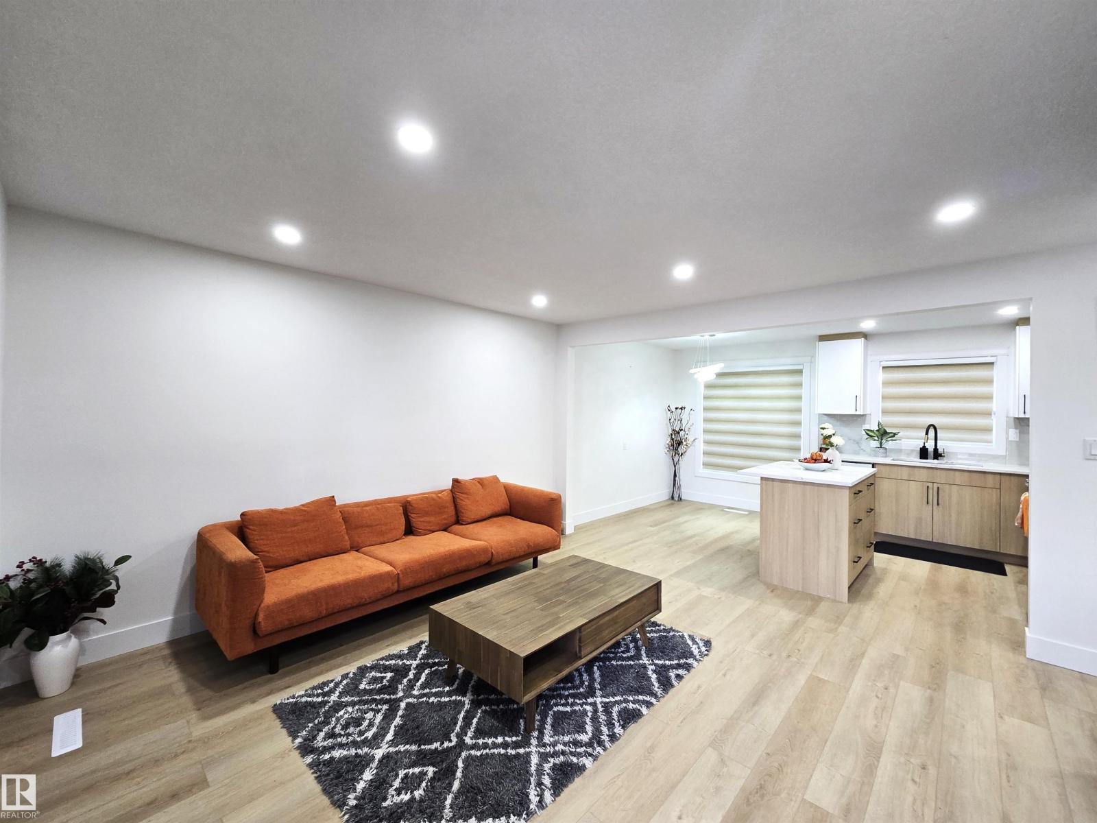 16507 91 Av Nw Property Photo 14