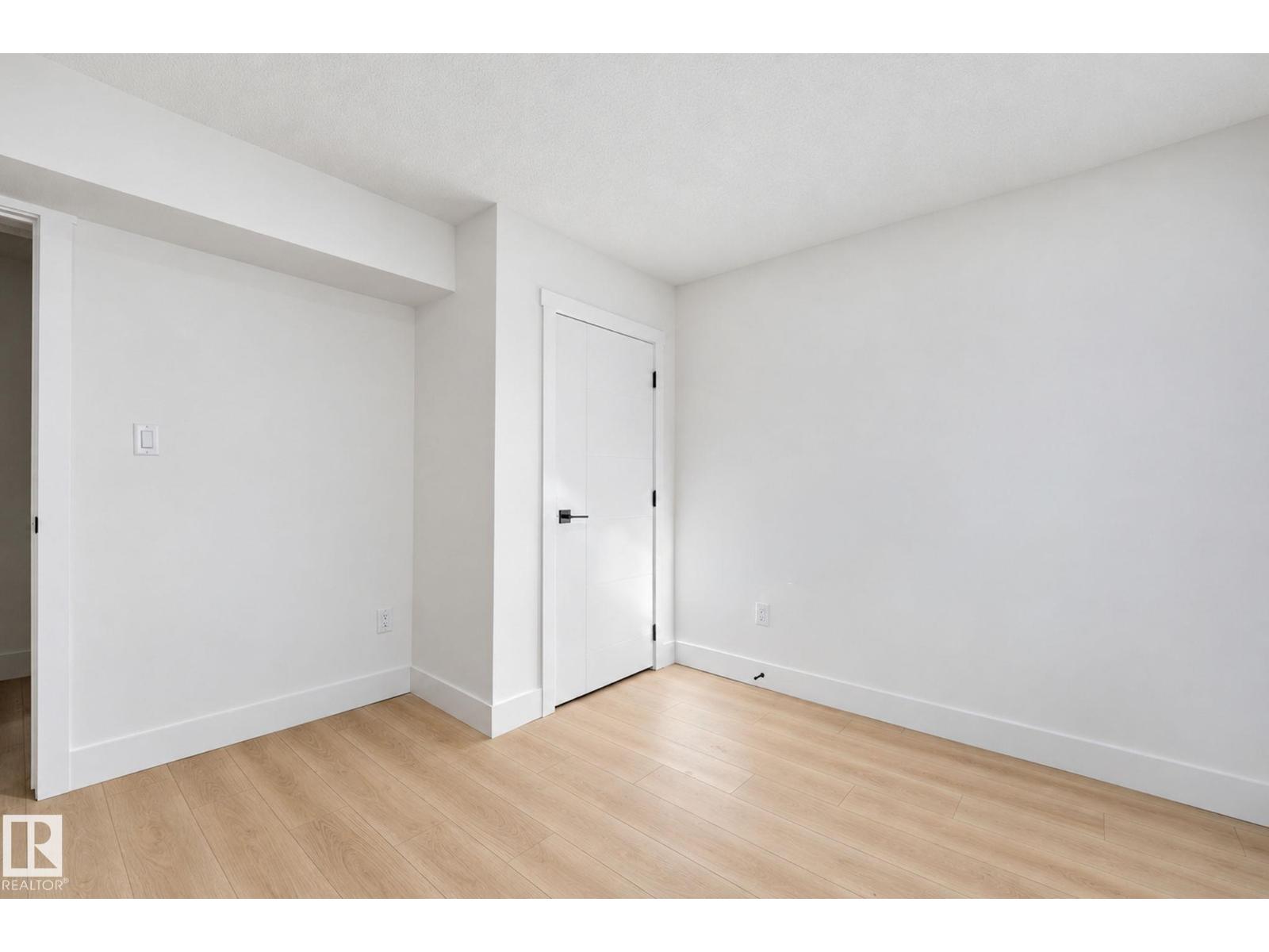 16507 91 Av Nw Property Photo 35