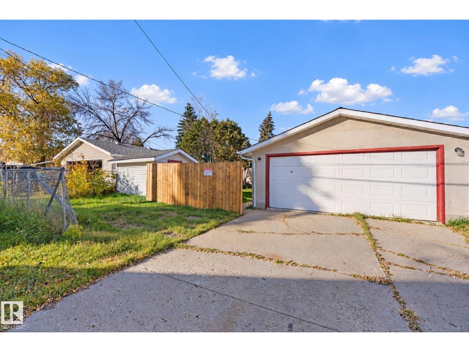 16507 91 Av Nw Property Photo 45