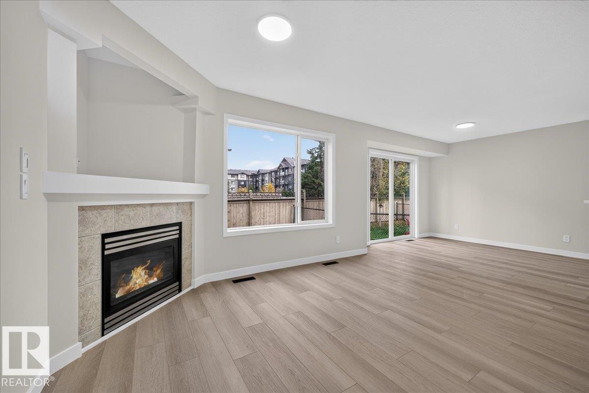 #49 1128 156 St Nw Property Photo 11