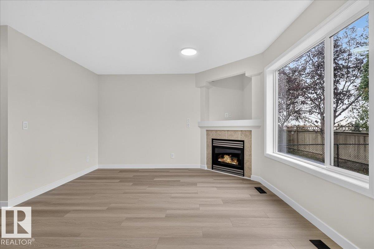 #49 1128 156 St Nw Property Photo 14