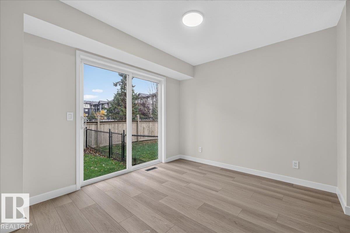 #49 1128 156 St Nw Property Photo 15
