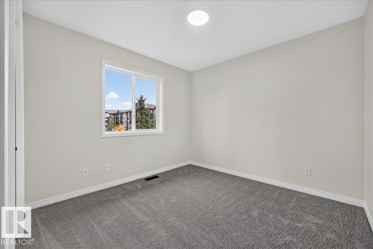 #49 1128 156 St Nw Property Photo 31