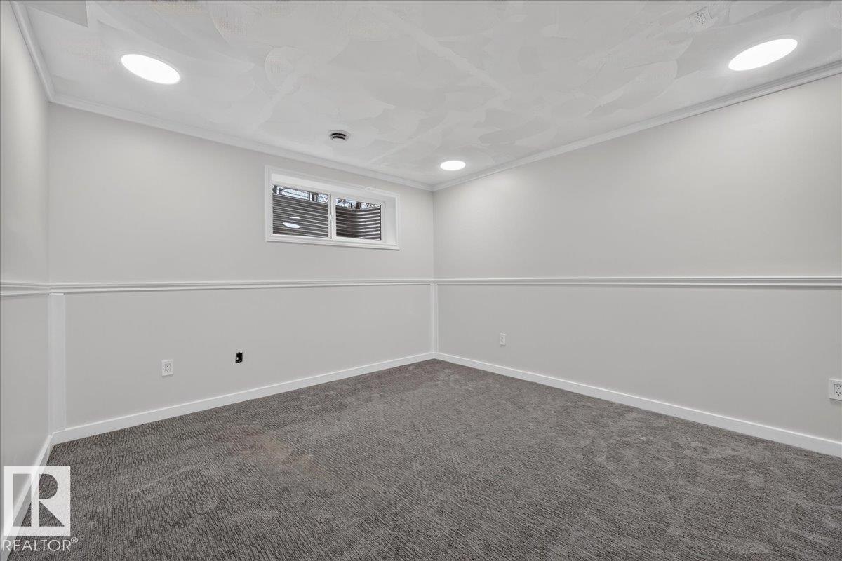 #49 1128 156 St Nw Property Photo 43
