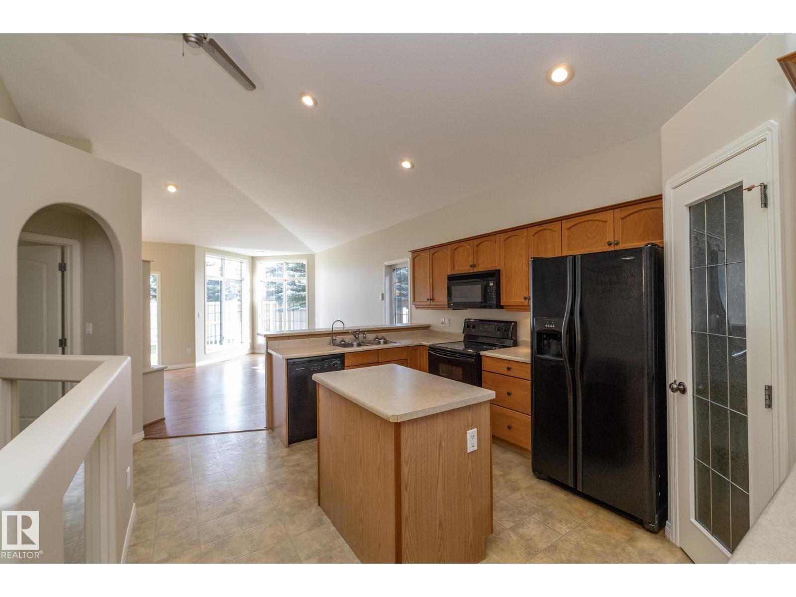 2 Briarwood Vg Property Photo 13