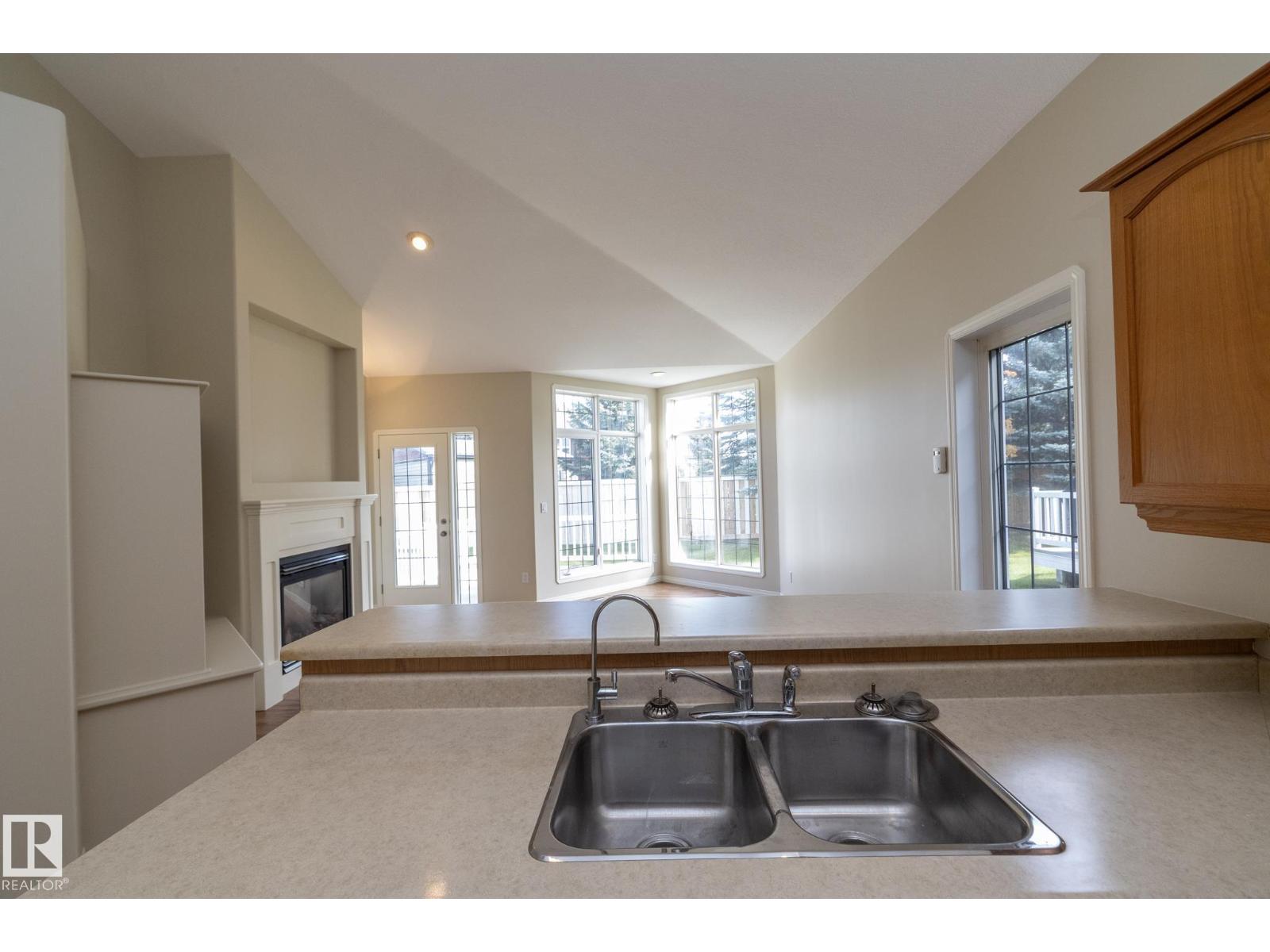 2 Briarwood Vg Property Photo 17