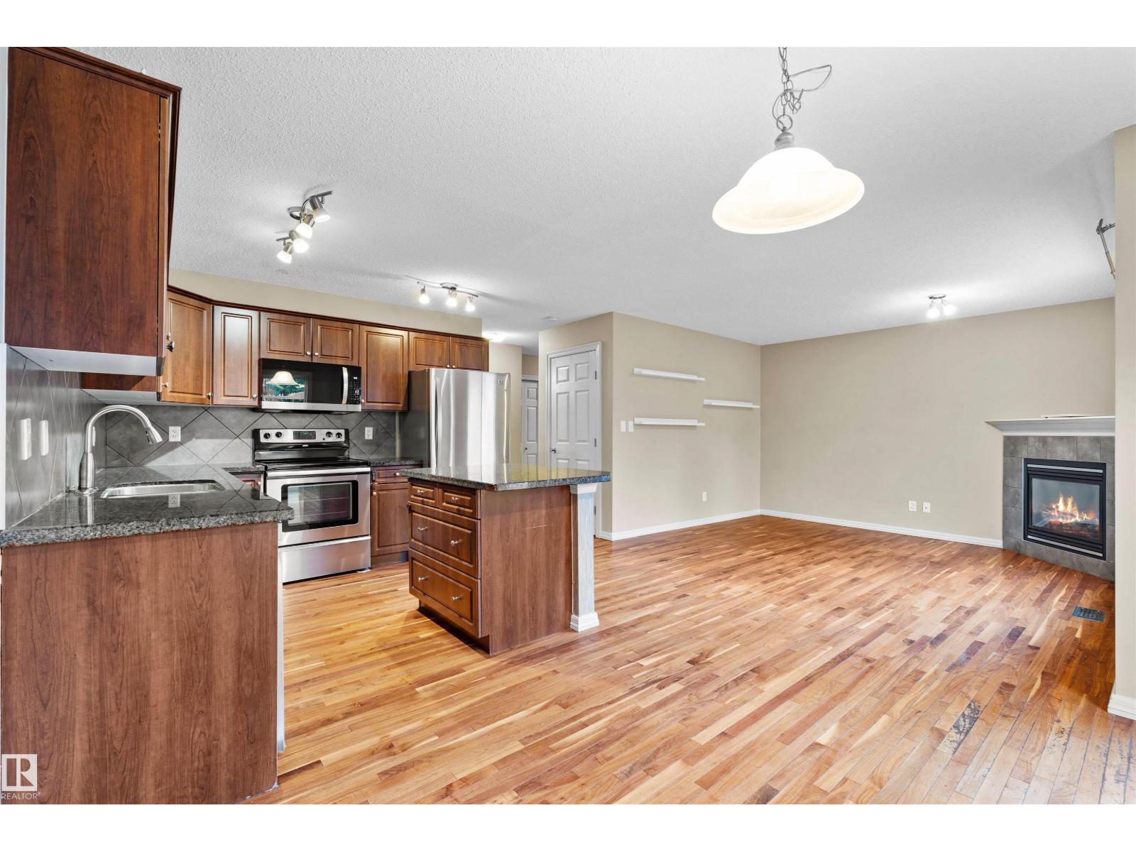 4816 213 St Nw Property Photo 3