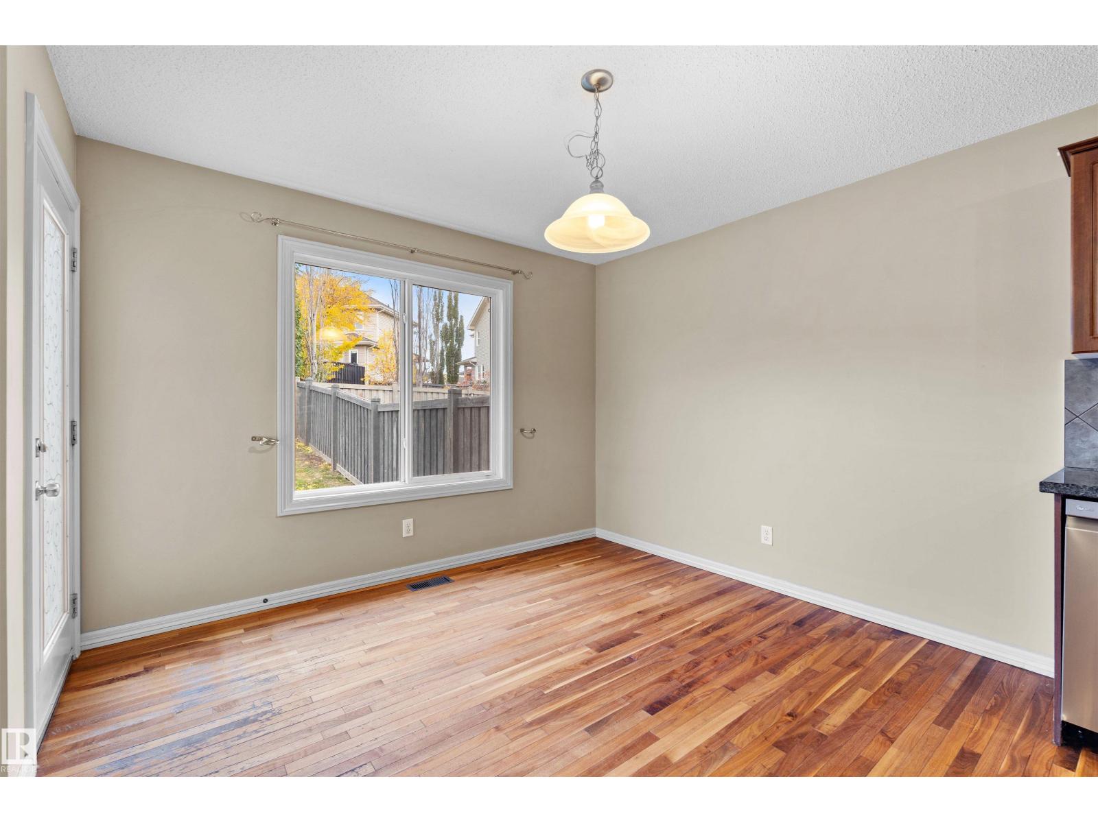 4816 213 St Nw Property Photo 5