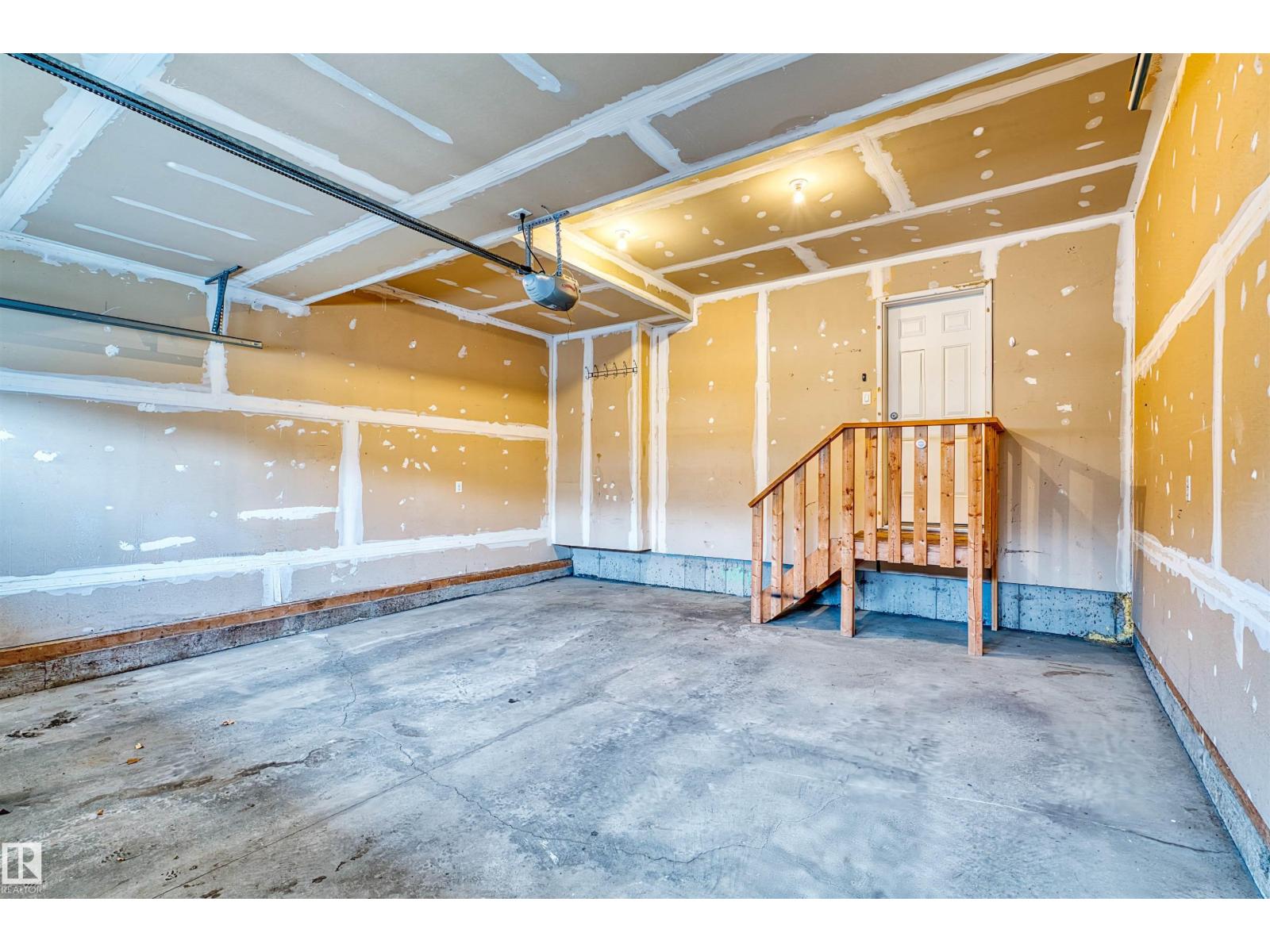 4816 213 St Nw Property Photo 23
