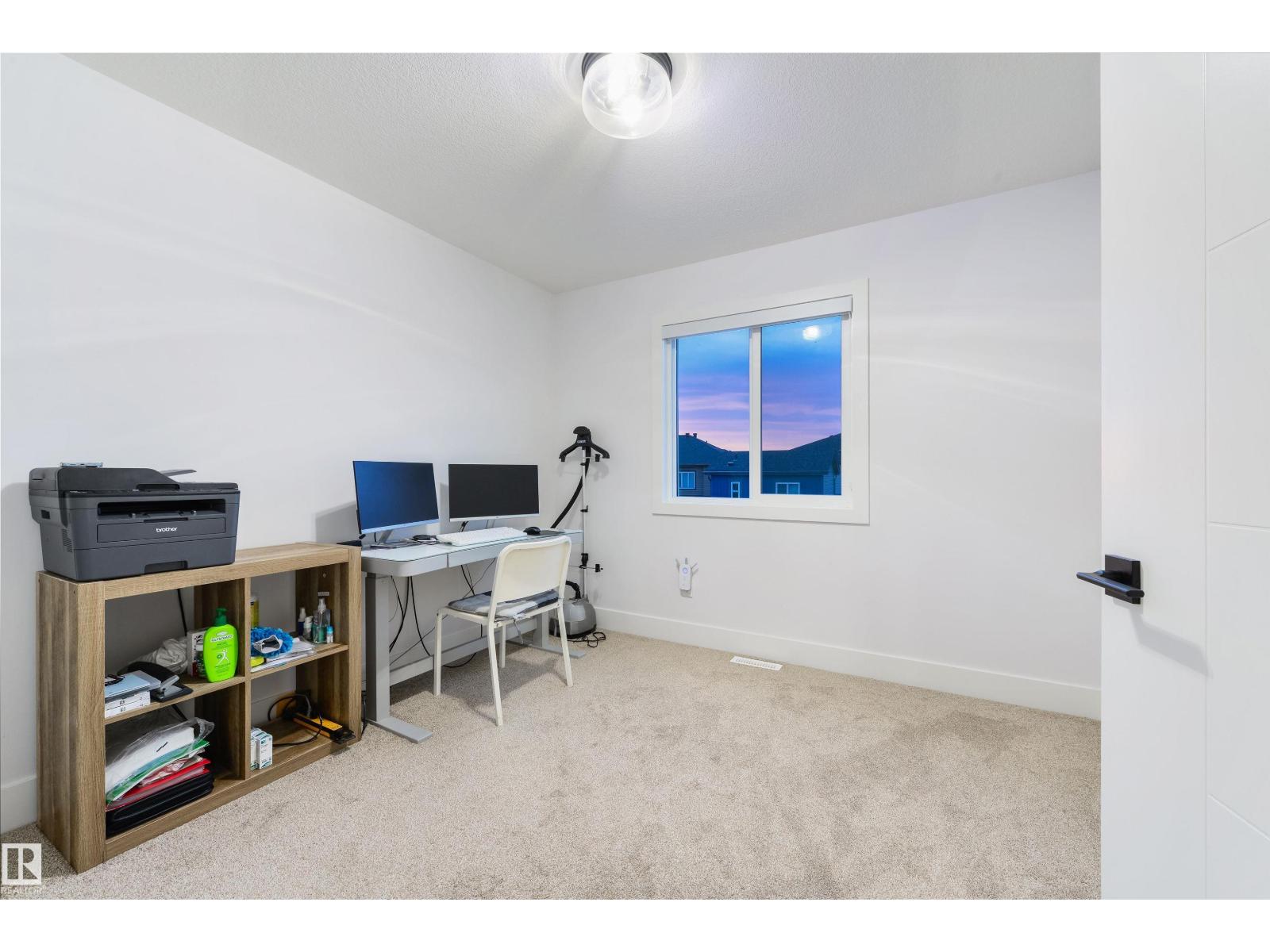 4373 37 St Property Photo 26