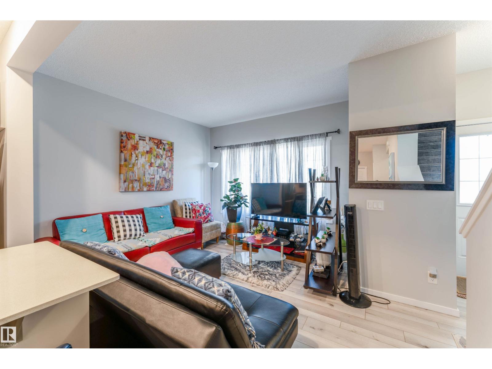 6004 11 Rosenthal Wy Nw Nw Property Photo 10