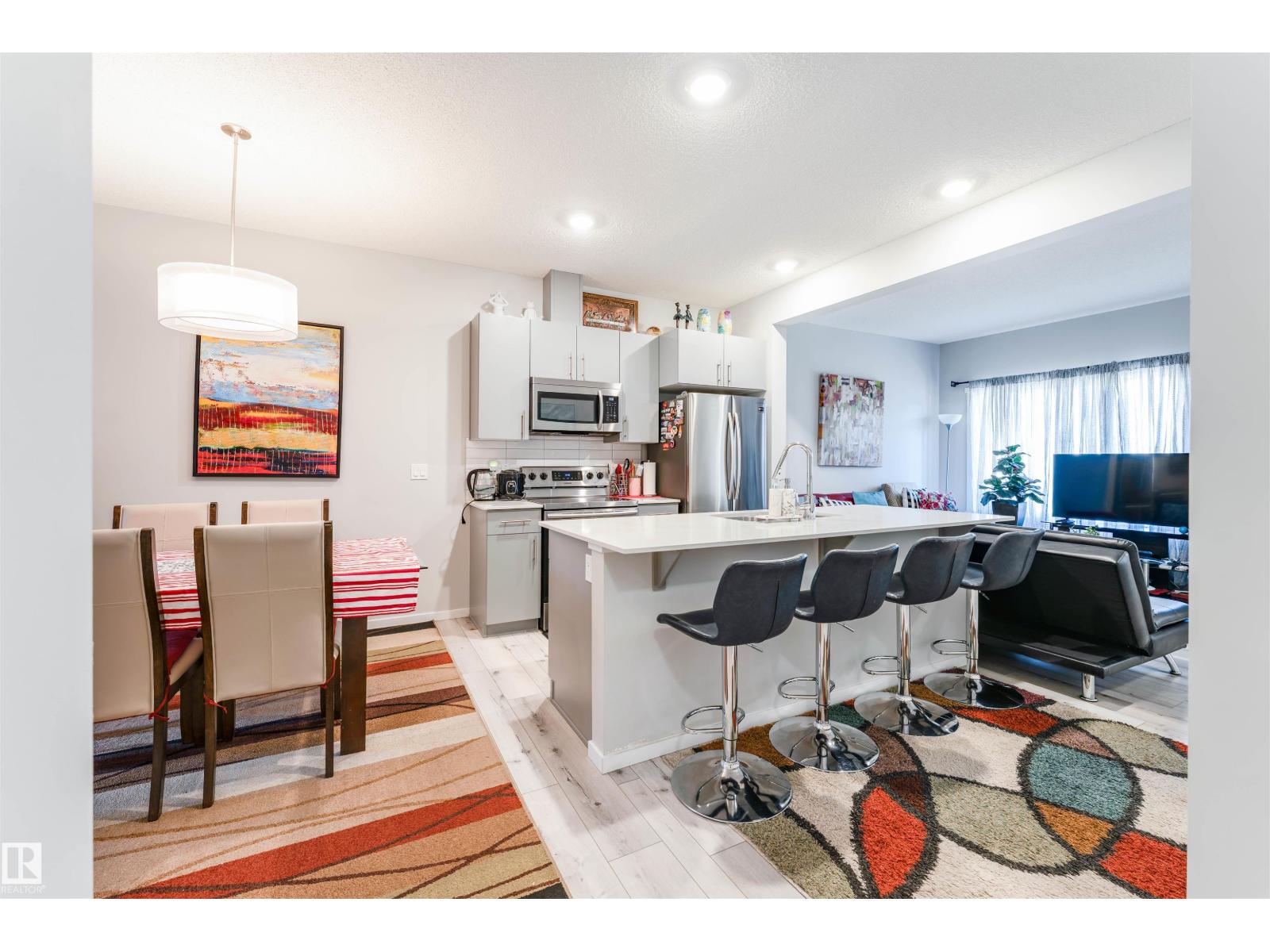 6004 11 Rosenthal Wy Nw Nw Property Photo 13