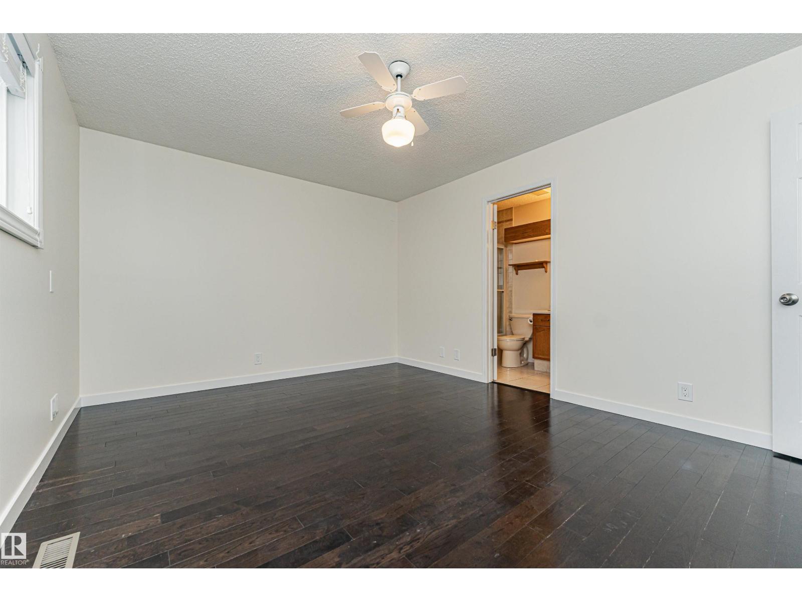 18 Aberdeen Wy Property Photo 16