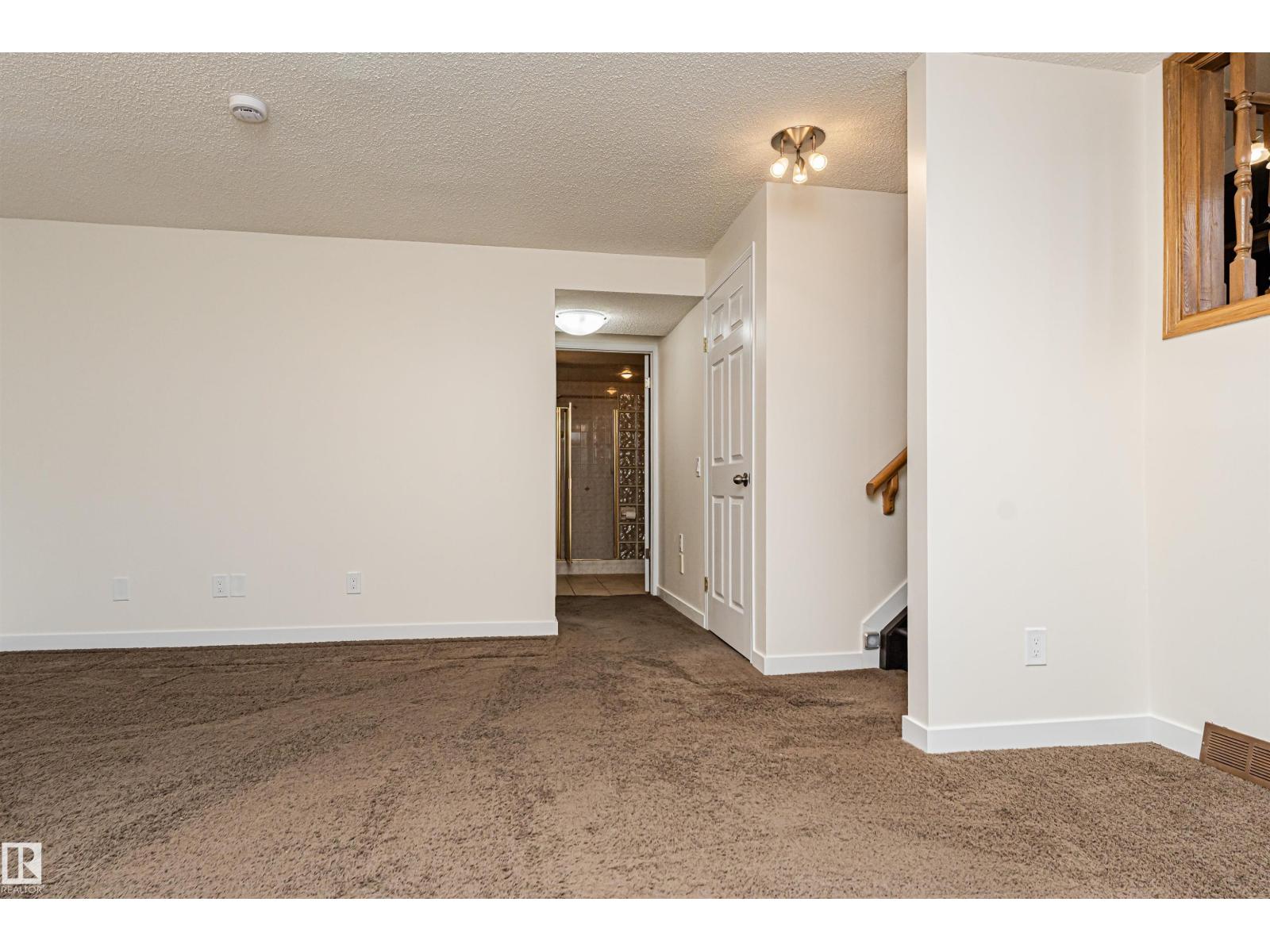 18 Aberdeen Wy Property Photo 25