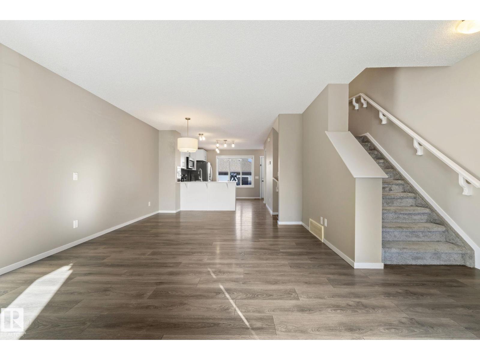 381 Orchards Bv Sw Property Photo 5