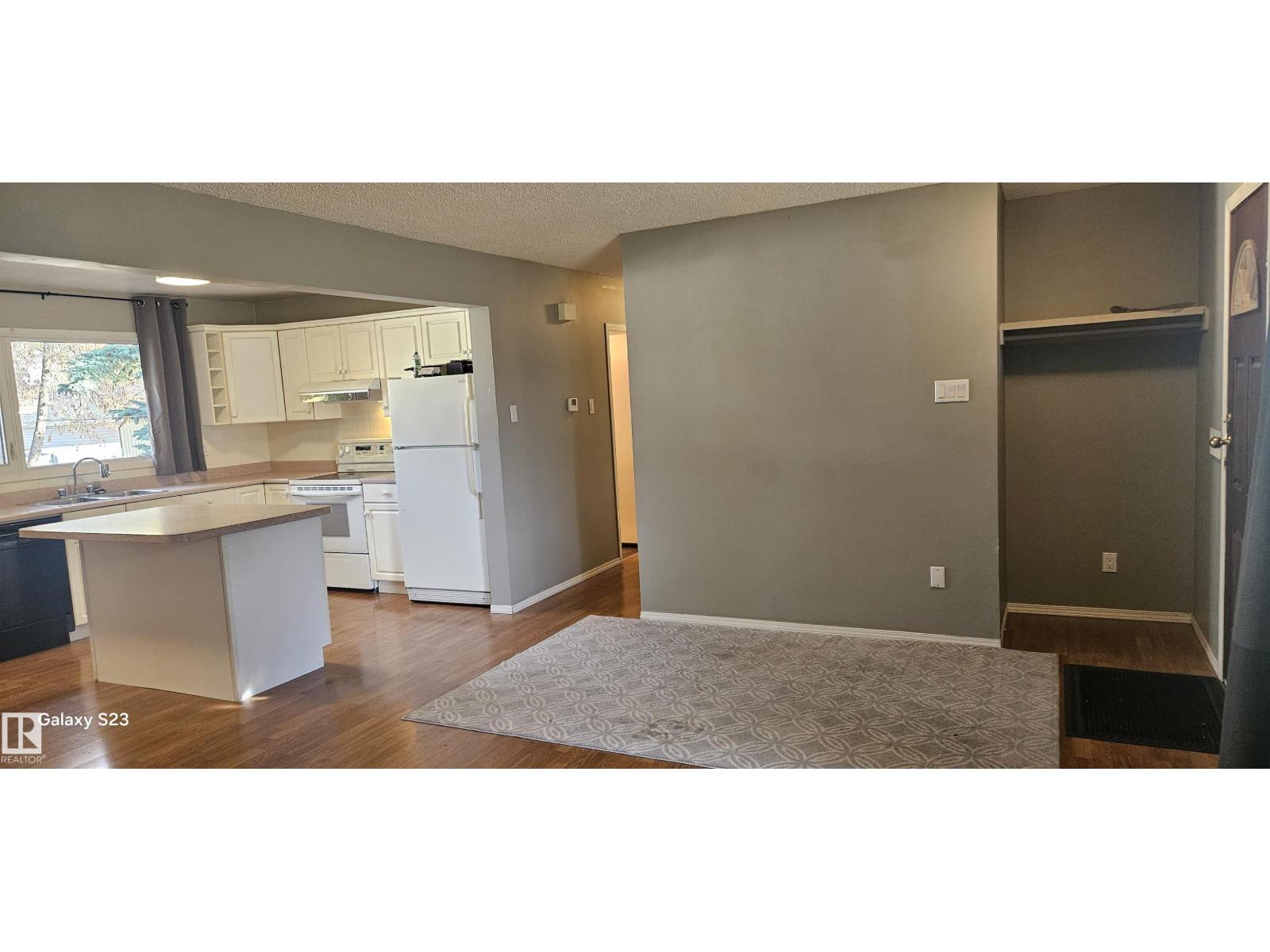 2 Wren Cr Property Photo 5