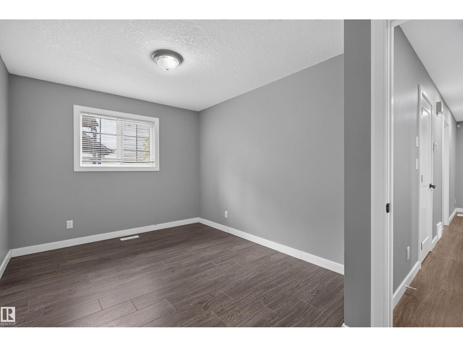 9526 109a Av Nw Property Photo 23