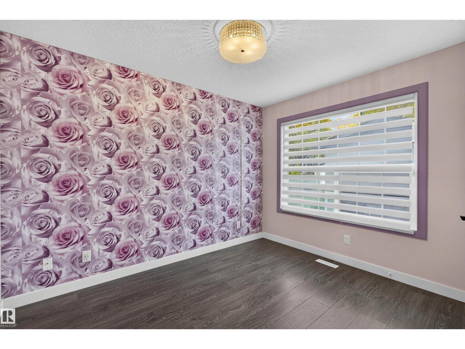 9526 109a Av Nw Property Photo 25