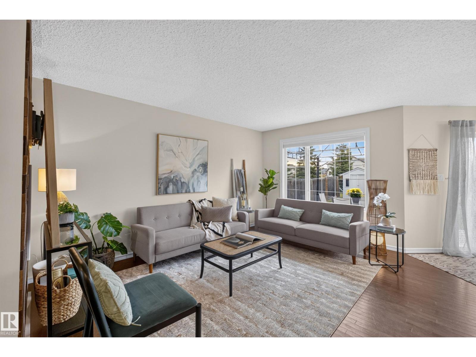7 Bremner Property Photo 9