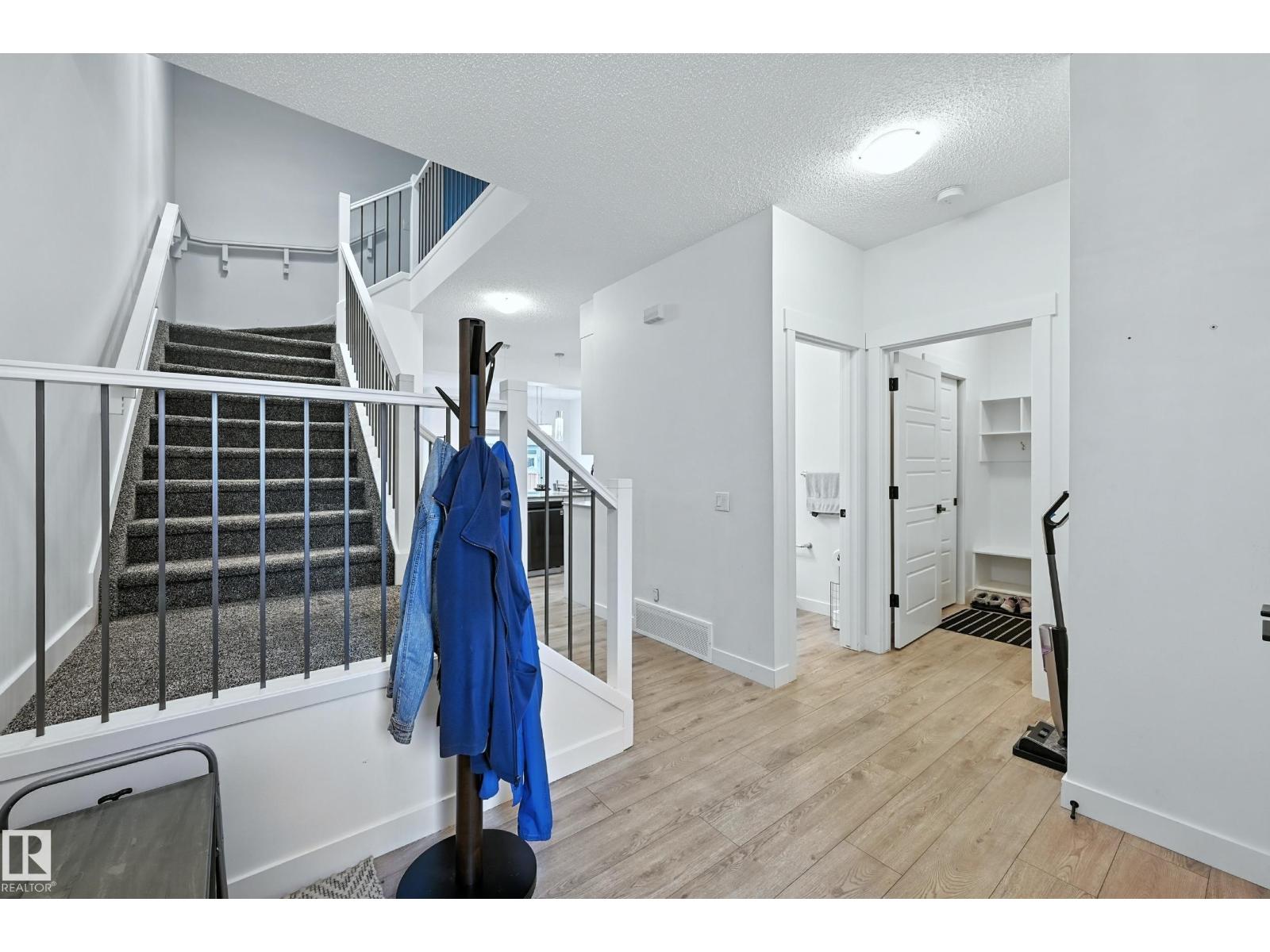 16603 31 Av Sw Property Photo 11