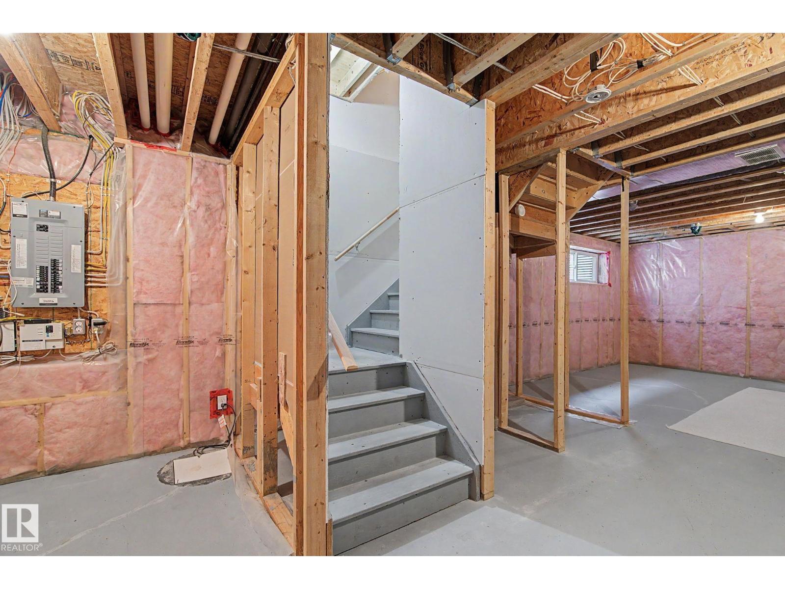 1135 177 St Sw Property Photo 48