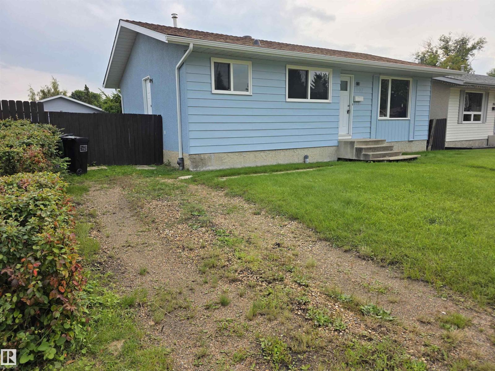 1907 145a Av Nw Property Photo 2