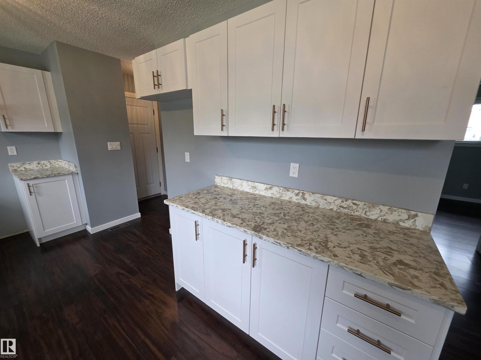 1907 145a Av Nw Property Photo 8