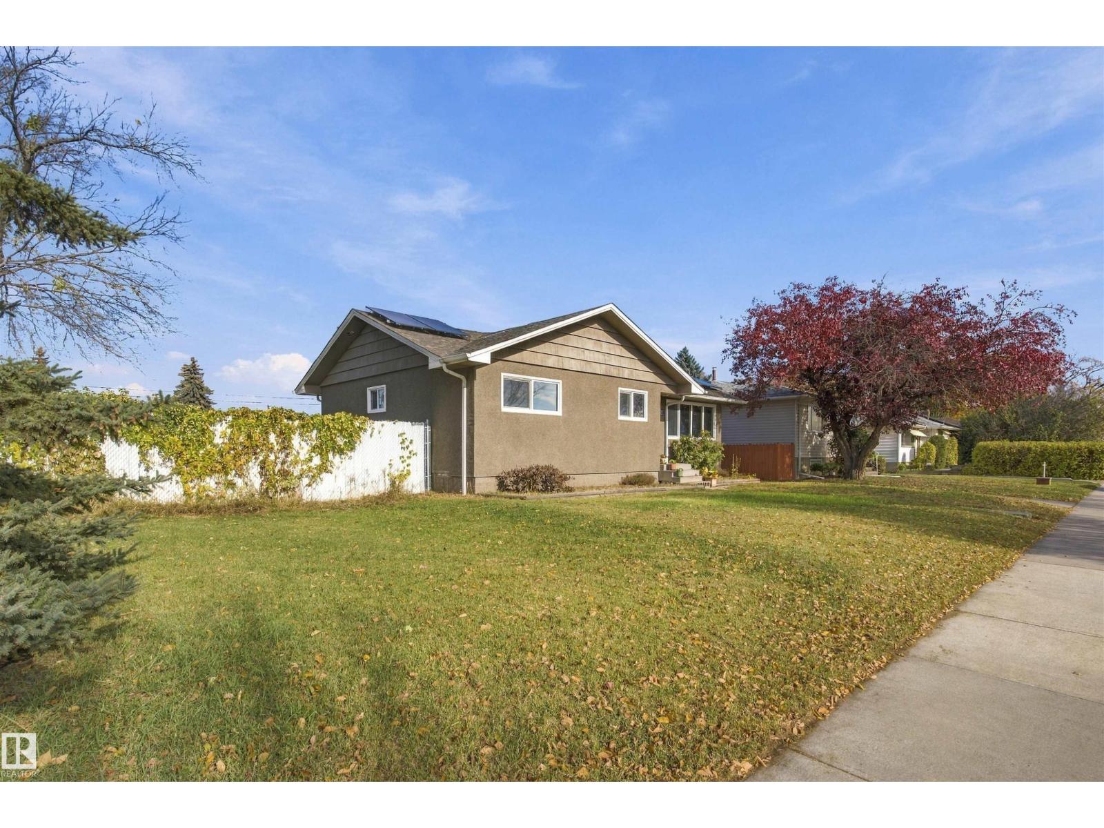 5312 101 Av Nw Property Photo 3